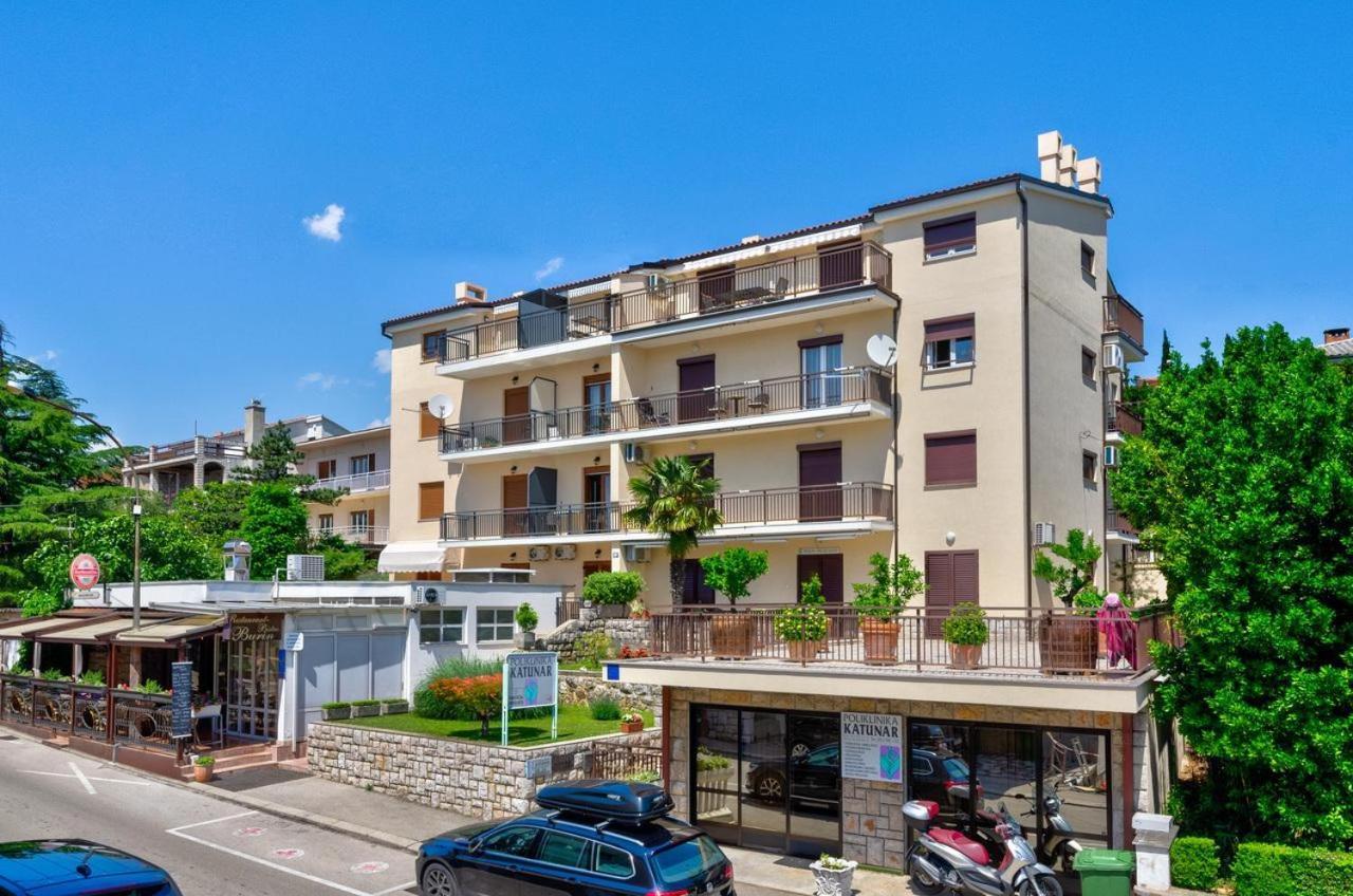 Apartments Niko Crikvenica Extérieur photo